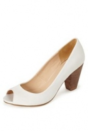 Leather Block Heel Court Shoes 67.00 €