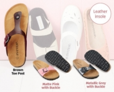Ladies Footbed Sandals 4.99 €