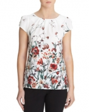 Floral Print Top 25.00 €