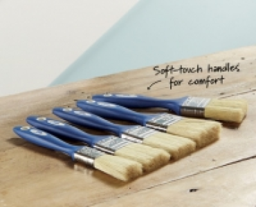 Soft-Touch Brush Set 4.99 €