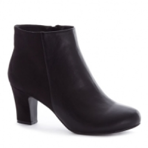 Contrast Boots