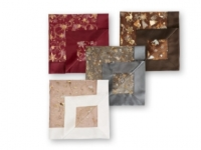 Melinera&reg; Reversible Tablecloth/ Tablerunner