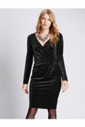 Velour Wrap Dress 67.00 €