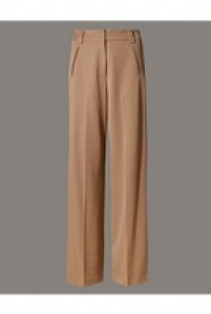 Wide Leg Trousers 70.00 €