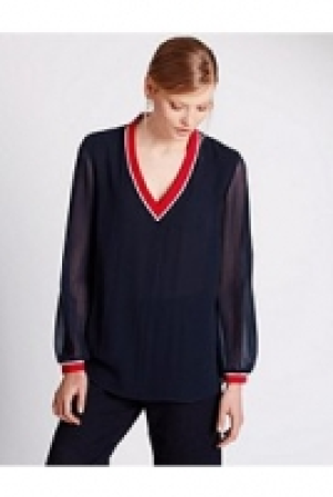 V-Neck Blouse 38.00 €