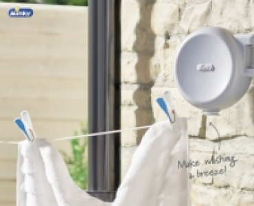 Aldi  Minky Retractable Clothes Line