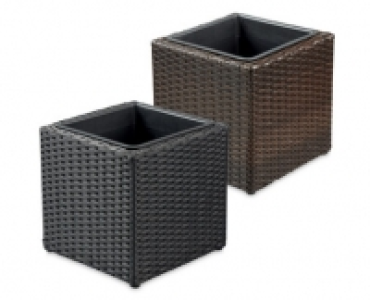 Rattan Effect Cubed Planter