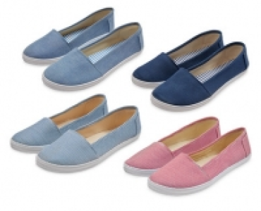 Canvas Pumps