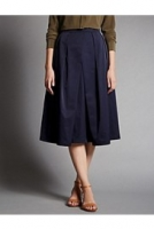 Pleated Midi Skirt 65.00 €