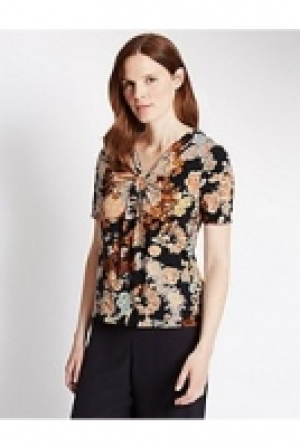 Floral Top 30.00 €