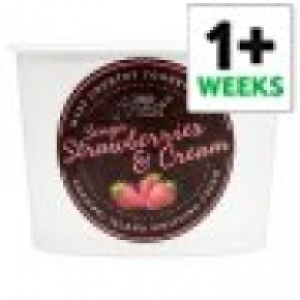 Tesco Finest Strawberry And Cream Yoghurt 150G