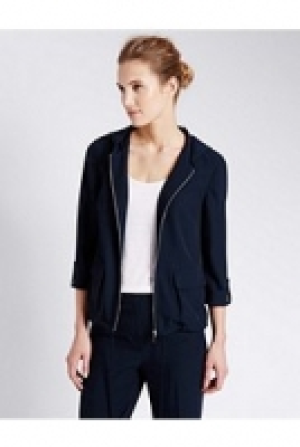 Hooded Parka 34.00 €
