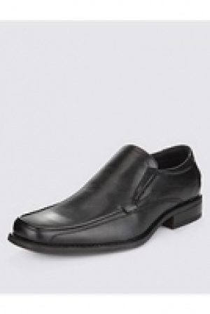 Slip-On Shoes 35.00 €