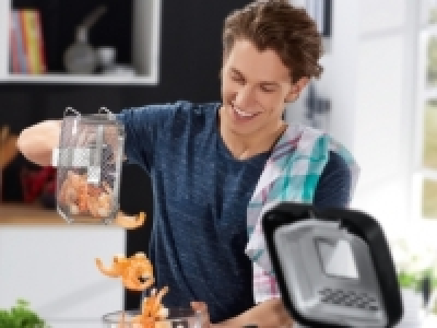 SILVERCREST KITCHEN TOOLS® 2,800W Cool-Zone Deep Fat Fryer 39.99 €