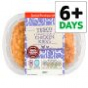 Tesco 4 Creamy Garlic Breaded Chicken Kievs 610G 4.00&nbsp;&euro;