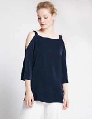 Cold Shoulder Top 30.00 €