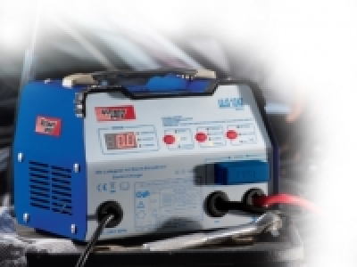 ULTIMATE SPEED® Car Battery Charger With Jump Start Function 49.99 €