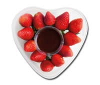 Centra  Centra Strawberry Heart with Dipping Chocolate 290g