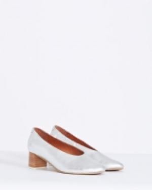 Carolyn Donnelly The Edit Leather Courts 109.00&nbsp;&euro;