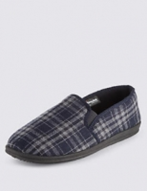 Checked Slippers with Thinsulate 25.00 €