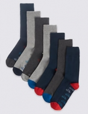 7 Pairs of Cotton Rich Socks 16.00 €
