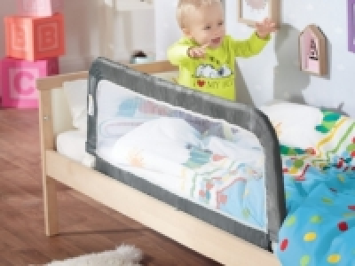 SAFETY 1ST® Portable Bed Rail 19.99 €