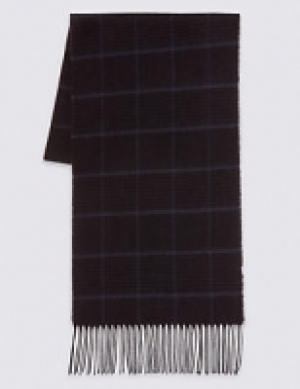 Checked Scarf 11.00 €