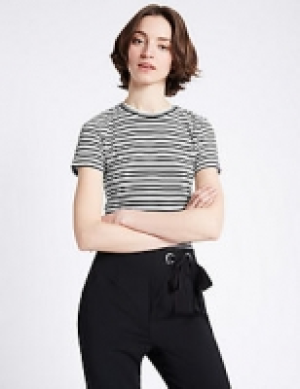 Striped Round Neck Short sleeve T-Shirt 26.00 €