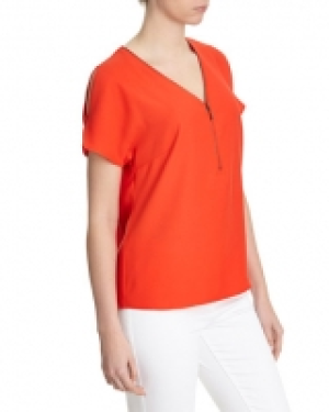 Cold Shoulder Zip Top 20.00&nbsp;&euro;