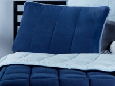 MERADISO® Microfibre Reversible Duvet & Pillows Double Size