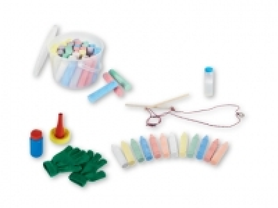 PLAYTIVE JUNIOR® Street Chalk/Bubble Maker