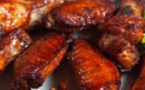 BBQ Smokey Chicken Wings (Pre Pack) 3.00 €