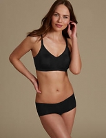 Marks and Spencer  Flexifit Set with Non-Padded Full Cup A-F