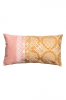 HM   Patterned cushion cover