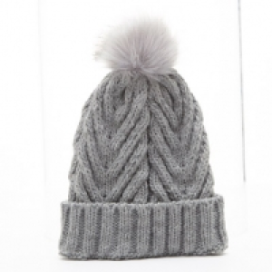 Cable Knit Fur Pom Hat