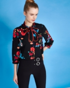 Savida Tie Blouse
