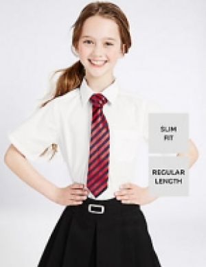 2 Pack Girls Slim Fit Non-Iron Blouses 11.00 €
