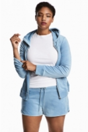  H 7.99 €