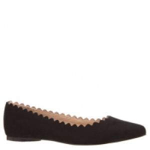 Scallop Top Pumps