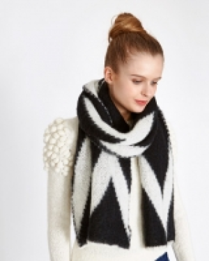 Savida Chevron Knit Scarf