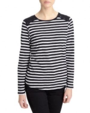 Long-Sleeved Button T-Shirt