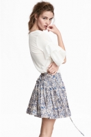 HM   Pleated skirt