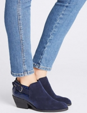 Leather Ankle Boots 95.00 €