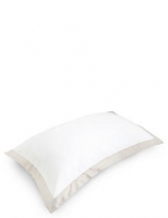 Marks and Spencer  Contrast Edge Pillowcase Set