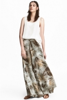 HM   Patterned maxi skirt
