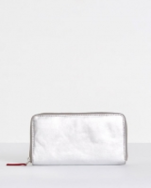 Carolyn Donnelly The Edit Leather Silver Wallet
