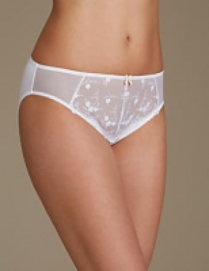 2 Pack Embroidered High Leg Knickers 6.50 €