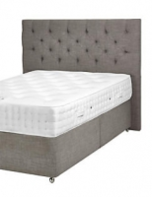 Deep Button Headboard 599.00 €