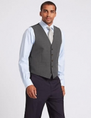Grey Textured Regular Fit Waistcoat 67.00 €
