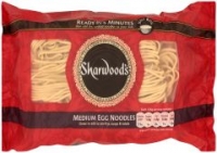 EuroSpar Sharwoods Chinese Medium Egg Noodles